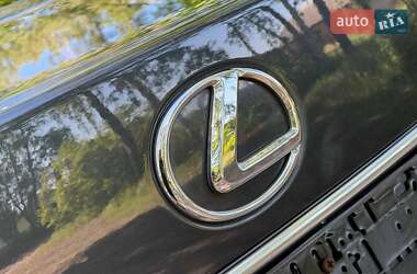 Седан Lexus IS 2012 в 