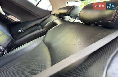 Седан Lexus IS 2012 в 