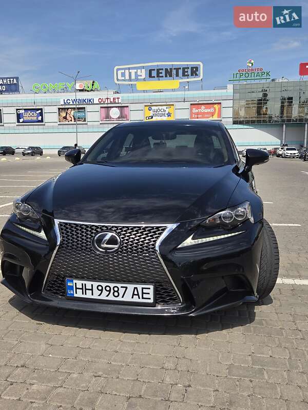 Седан Lexus IS 2013 в Киеве фото 2 Седан Lexus IS 2013 в Киеве