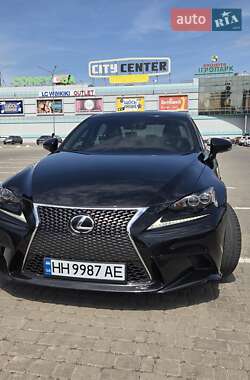 Седан Lexus IS 2013 в 