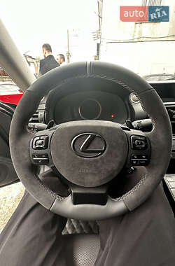 Седан Lexus IS 2016 в 