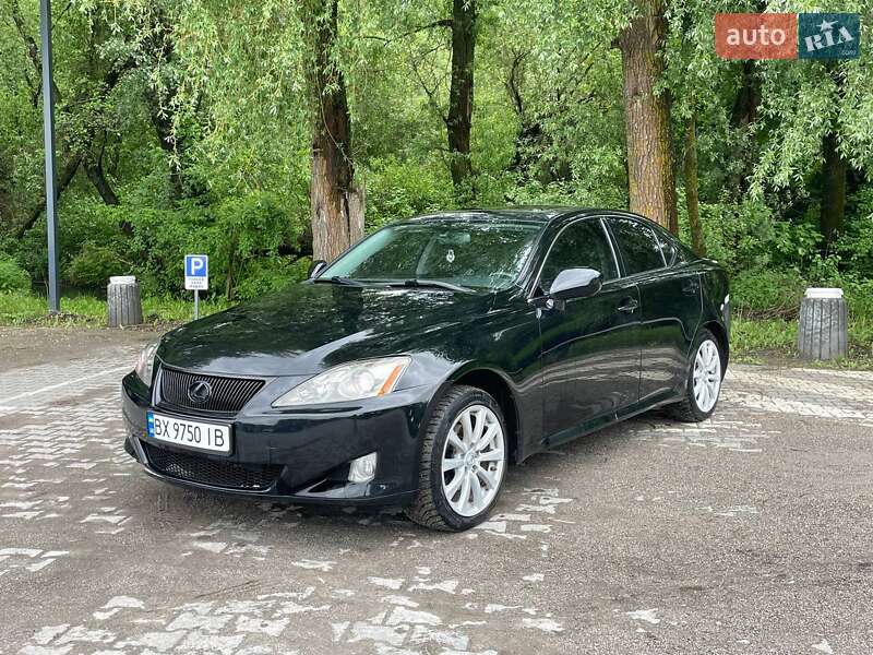Седан Lexus IS 2007 в 