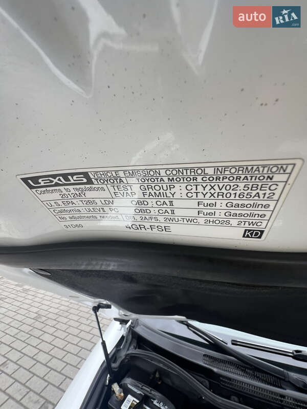 Седан Lexus IS 2012 в Дубно