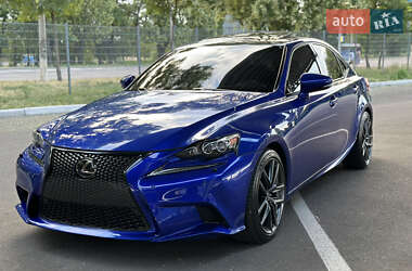Седан Lexus IS 2014 в 