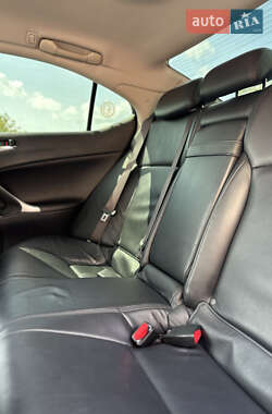 Седан Lexus IS 2007 в 