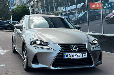 Седан Lexus IS 2017 в Києві