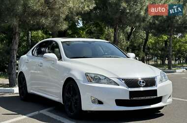 Седан Lexus IS 2010 в 