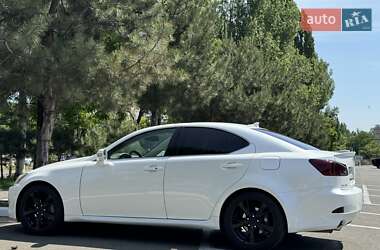 Седан Lexus IS 2010 в 