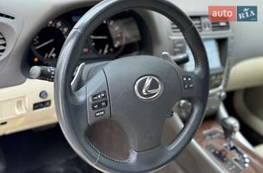Седан Lexus IS 2010 в 