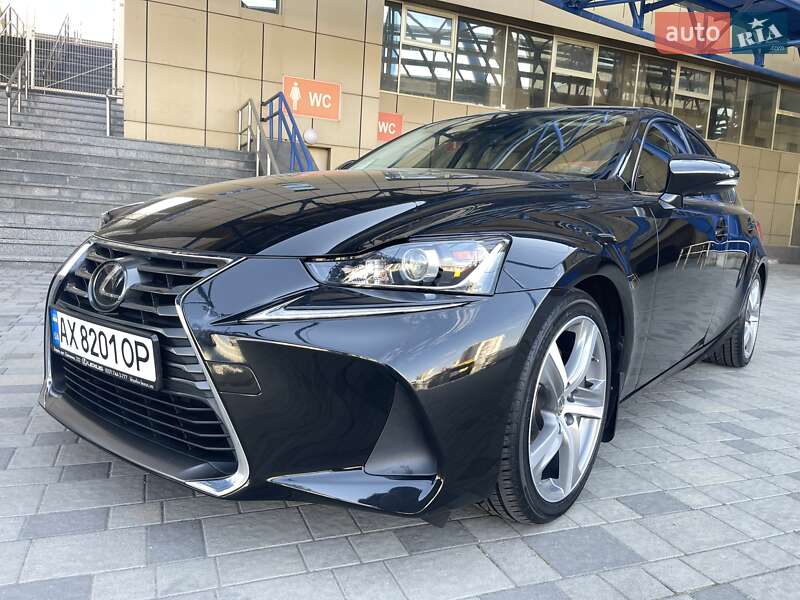 Седан Lexus IS 2017 в Києві