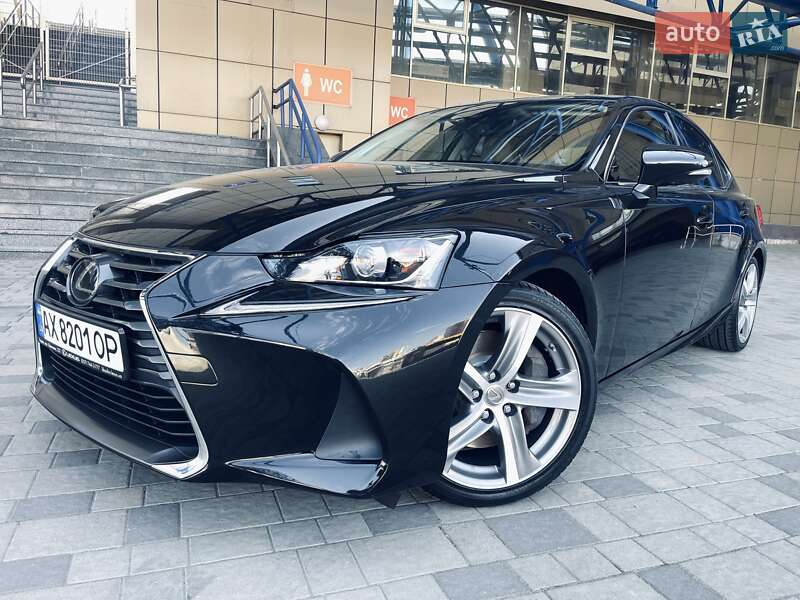 Седан Lexus IS 2017 в Києві