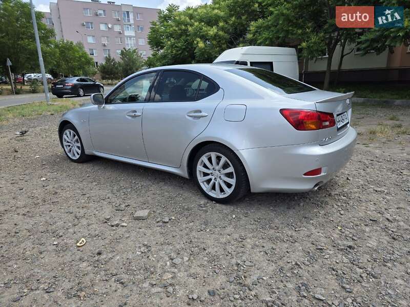 Lexus IS 2007