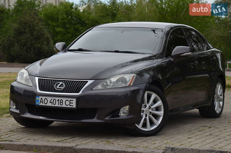 Седан Lexus IS 2010 в Харькове