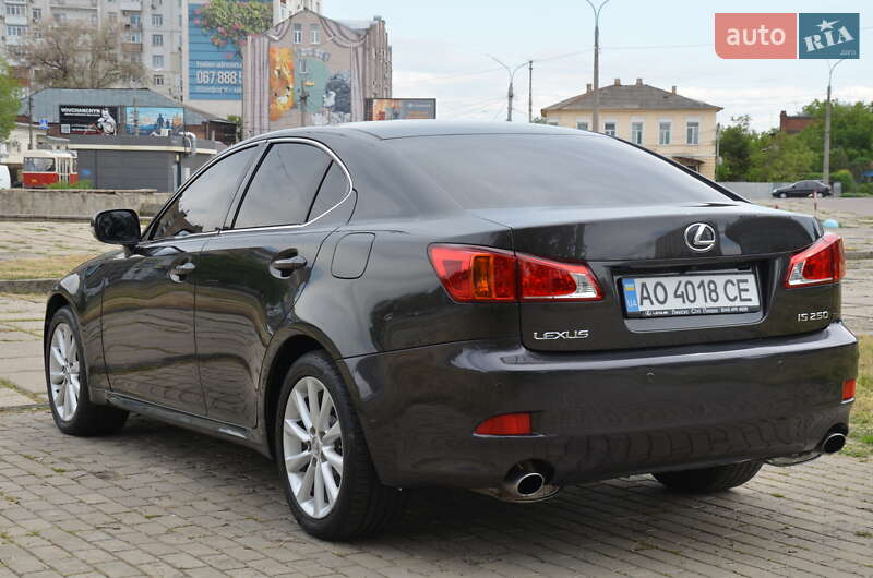 Седан Lexus IS 2010 в Харькове