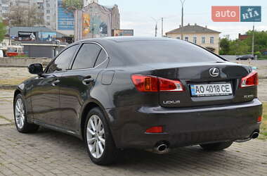 Седан Lexus IS 2010 в 