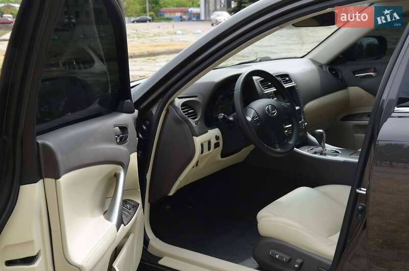 Седан Lexus IS 2010 в Харькове