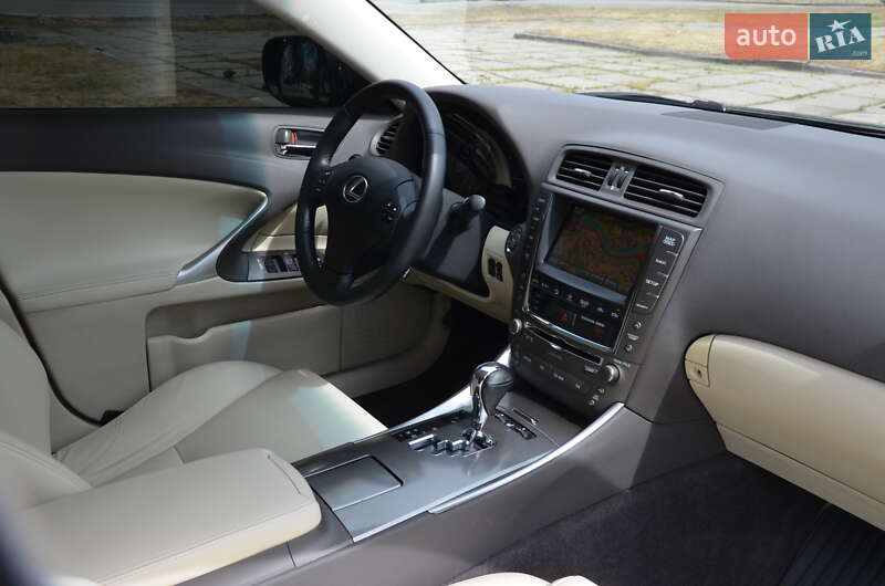 Седан Lexus IS 2010 в Харькове