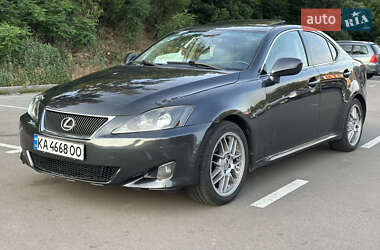 Седан Lexus IS 2005 в 