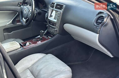 Седан Lexus IS 2005 в 