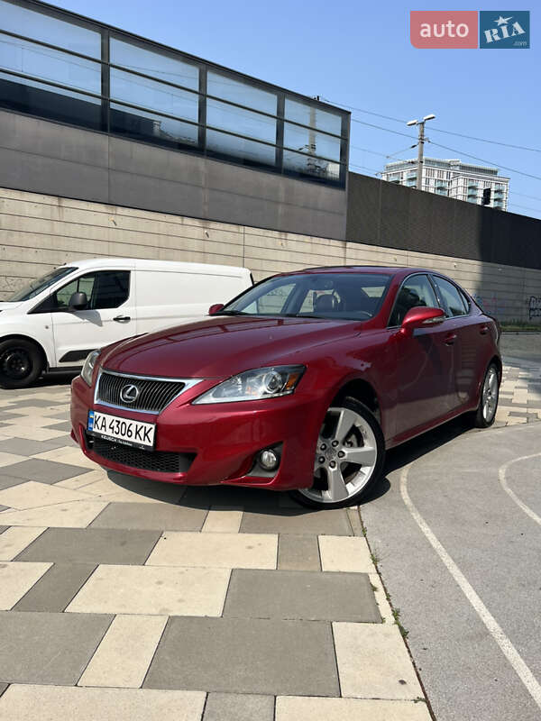Седан Lexus IS 2012 в Киеве Седан Lexus IS 2012 в Киеве