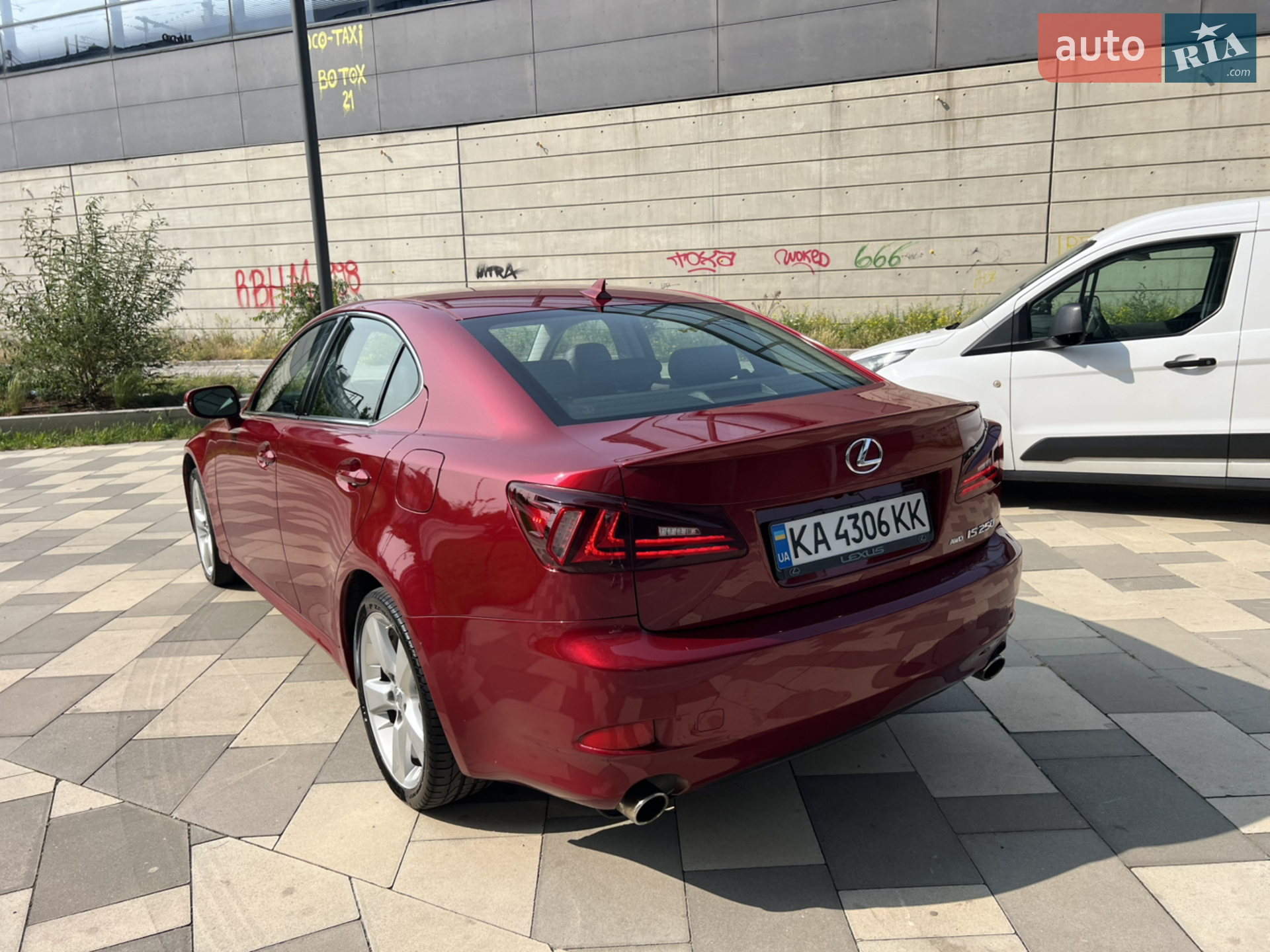 2012 Lexus IS - мініатюра 5
