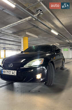 Седан Lexus IS 2006 в Киеве