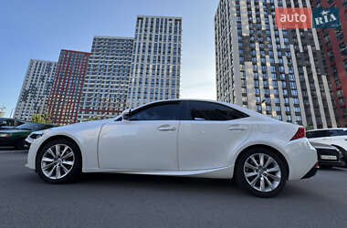 Седан Lexus IS 2013 в Києві