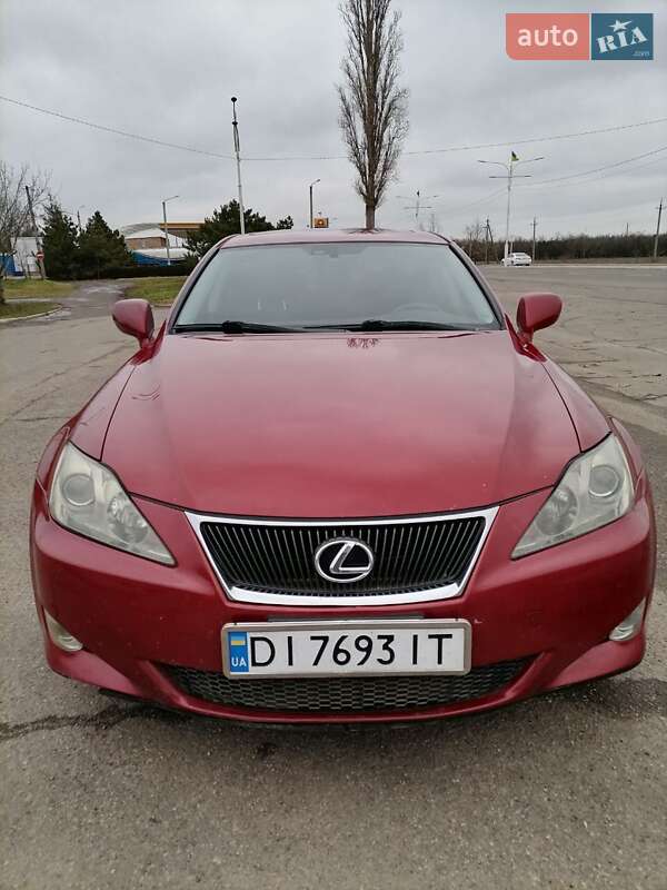 Седан Lexus IS 2008 в Измаиле