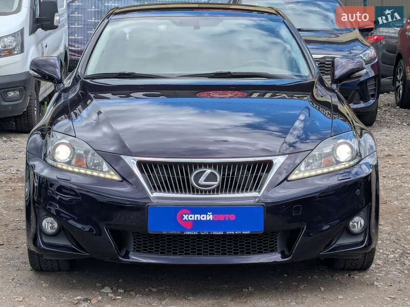 Седан Lexus IS 2011 в Києві