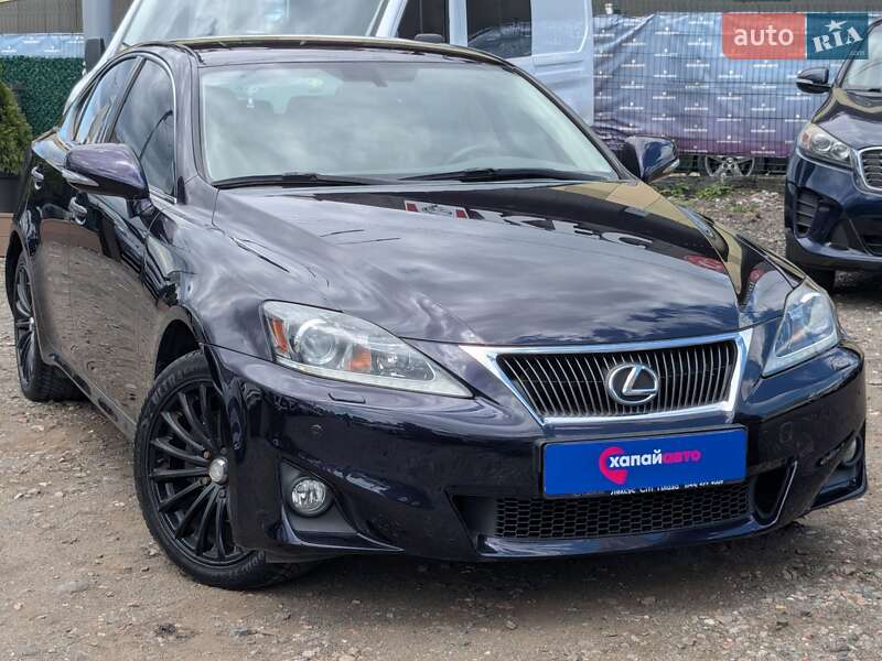Седан Lexus IS 2011 в Києві