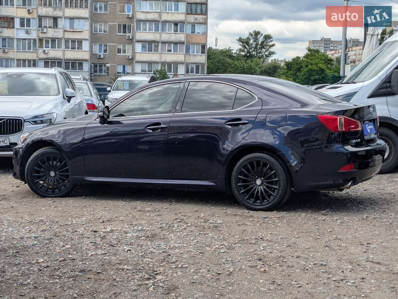 Седан Lexus IS 2011 в Києві