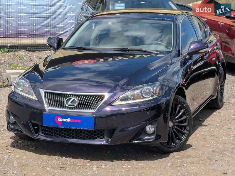 Седан Lexus IS 2011 в Києві