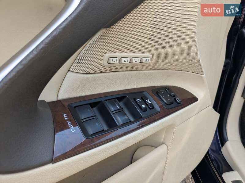 Седан Lexus IS 2011 в Києві