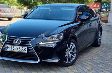 Седан Lexus IS 2017 в Одесі