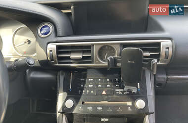 Седан Lexus IS 2014 в Киеве