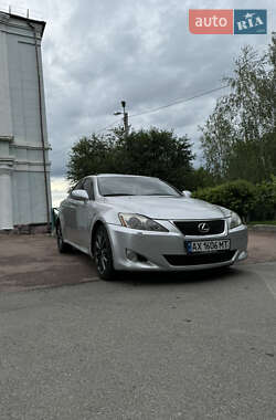 Седан Lexus IS 2006 в 