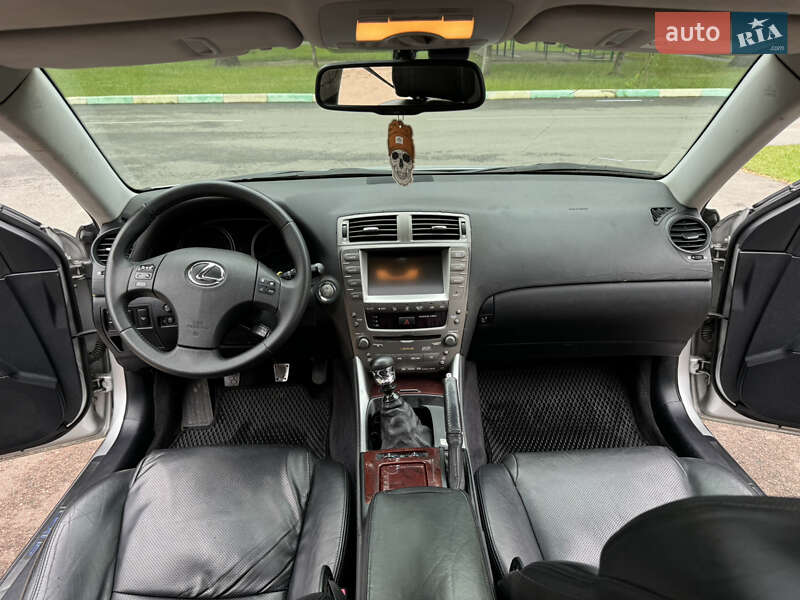 Седан Lexus IS 2006 в Харькове