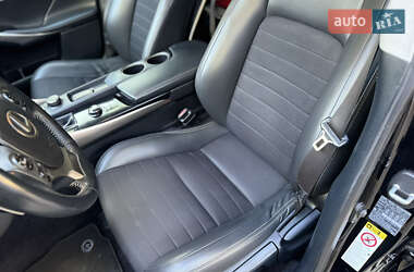 Седан Lexus IS 2014 в 