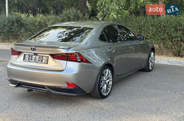 Седан Lexus IS 2013 в 