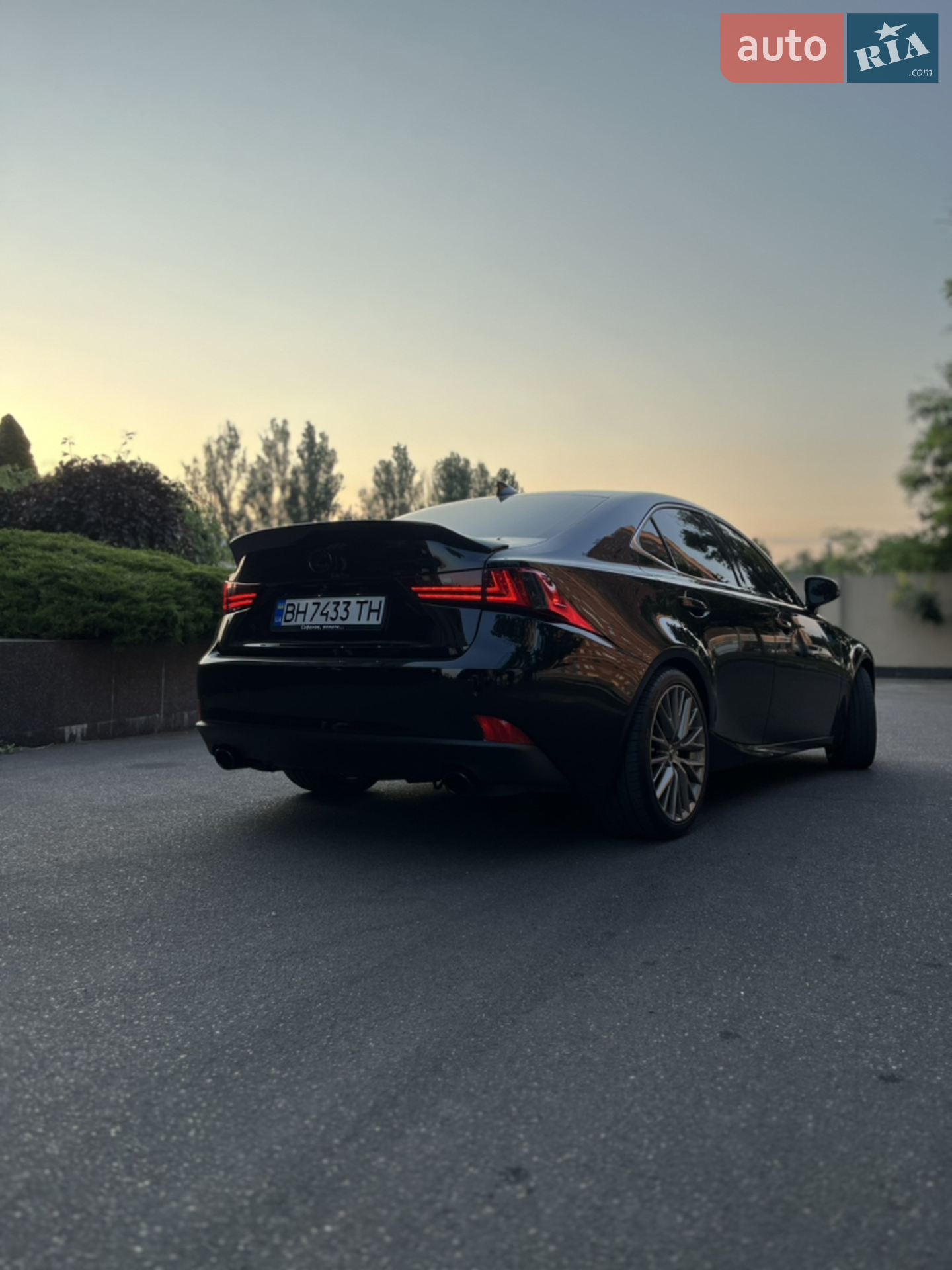 2013 Lexus IS - мініатюра 9
