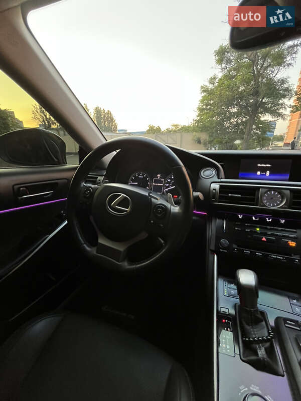 Седан Lexus IS 2013 в Одессе