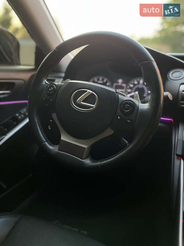 Седан Lexus IS 2013 в Одессе фото 17 Седан Lexus IS 2013 в Одессе