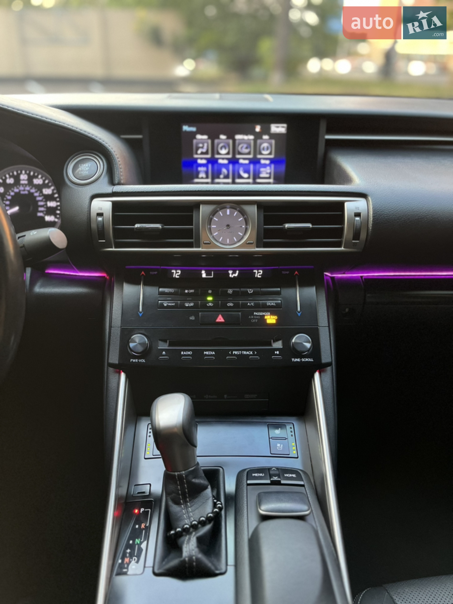 2013 Lexus IS - мініатюра 18