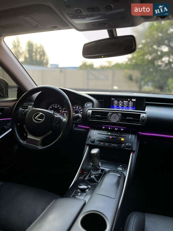 Седан Lexus IS 2013 в Одессе фото 29 Седан Lexus IS 2013 в Одессе