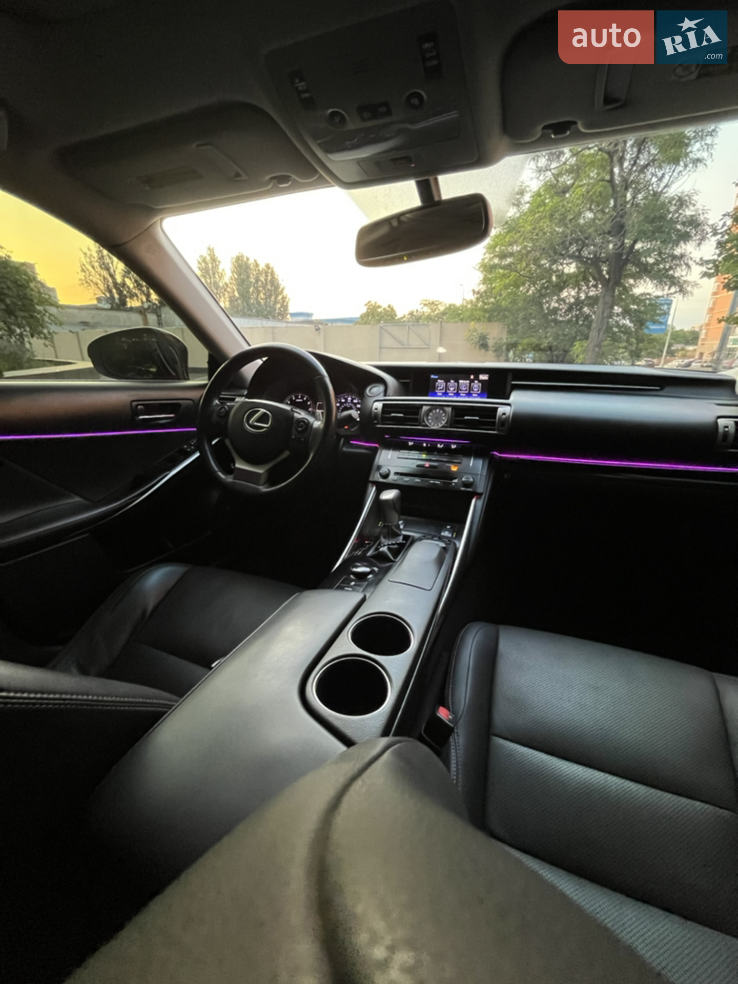 2013 Lexus IS - мініатюра 31