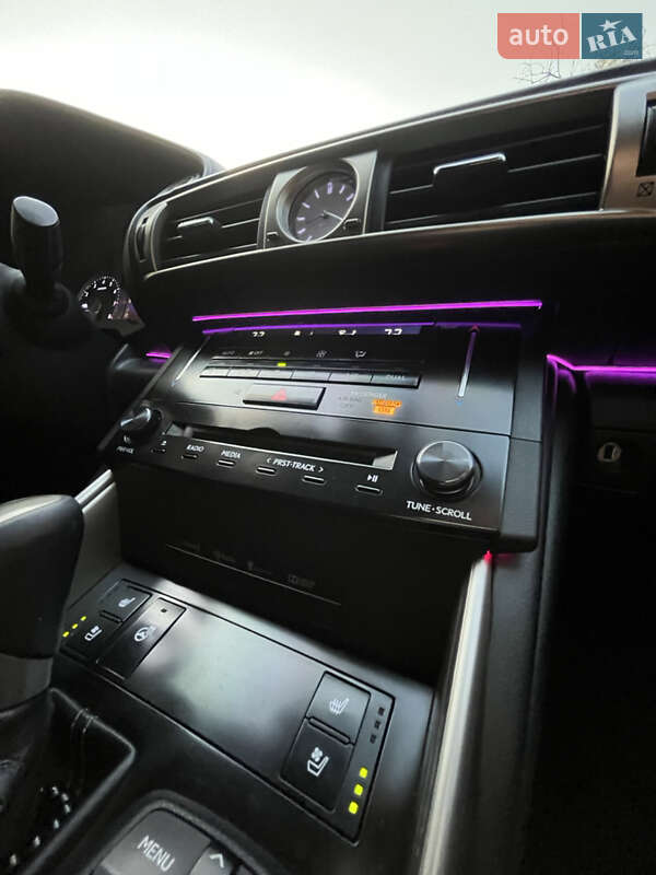 Седан Lexus IS 2013 в Одессе