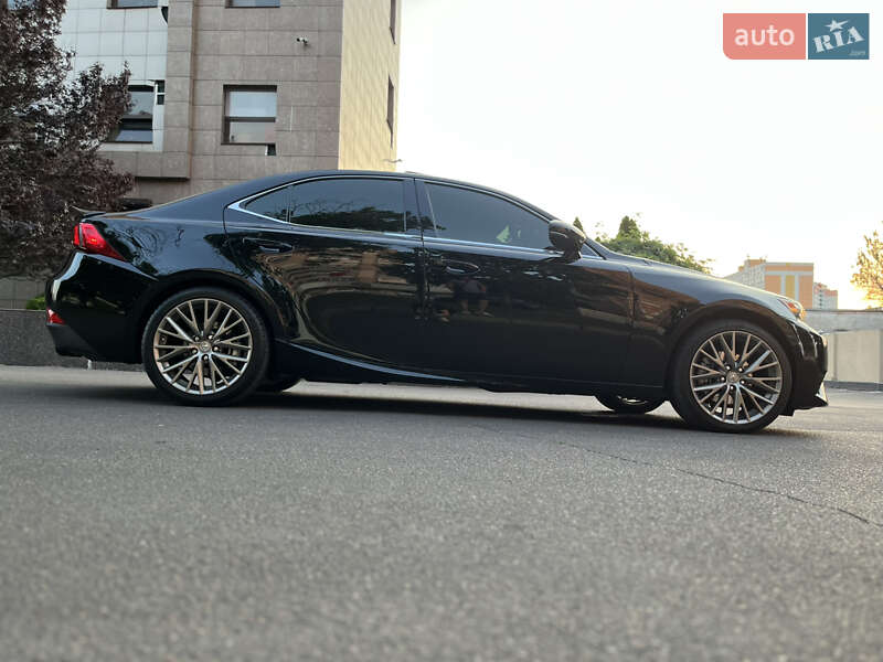 Седан Lexus IS 2013 в Одессе фото 41 Седан Lexus IS 2013 в Одессе