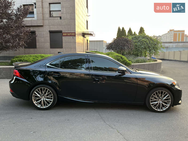 Седан Lexus IS 2013 в Одессе