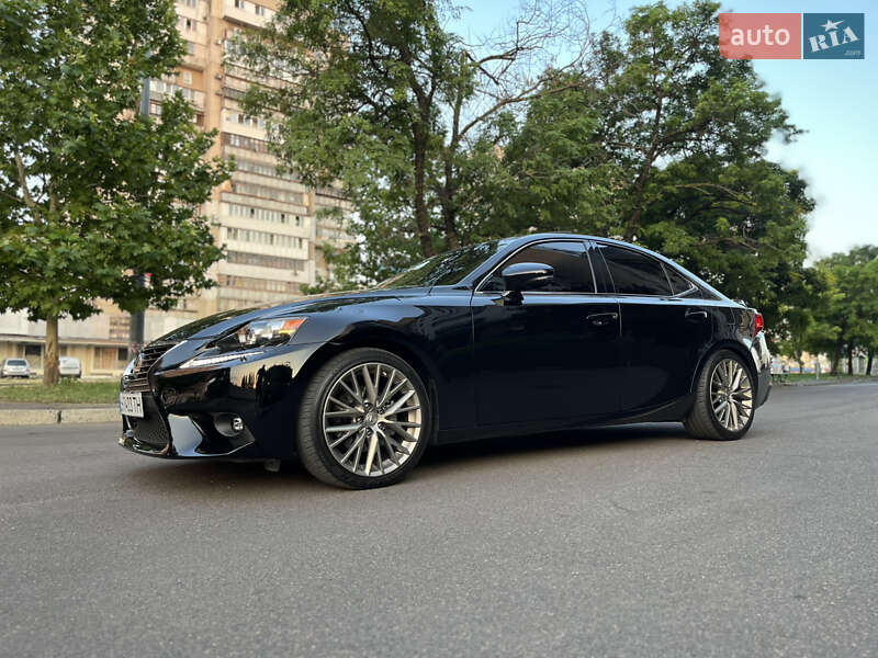 Седан Lexus IS 2013 в Одессе