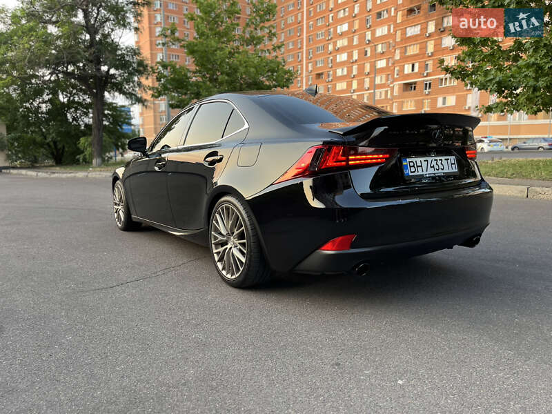 Седан Lexus IS 2013 в Одессе
